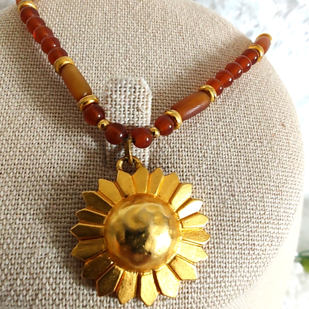 Rare Leslie Block Gold Tone Sunflower Pendant Necklace